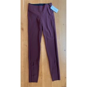 ATHLETA Interstellar Tight, Burgundy